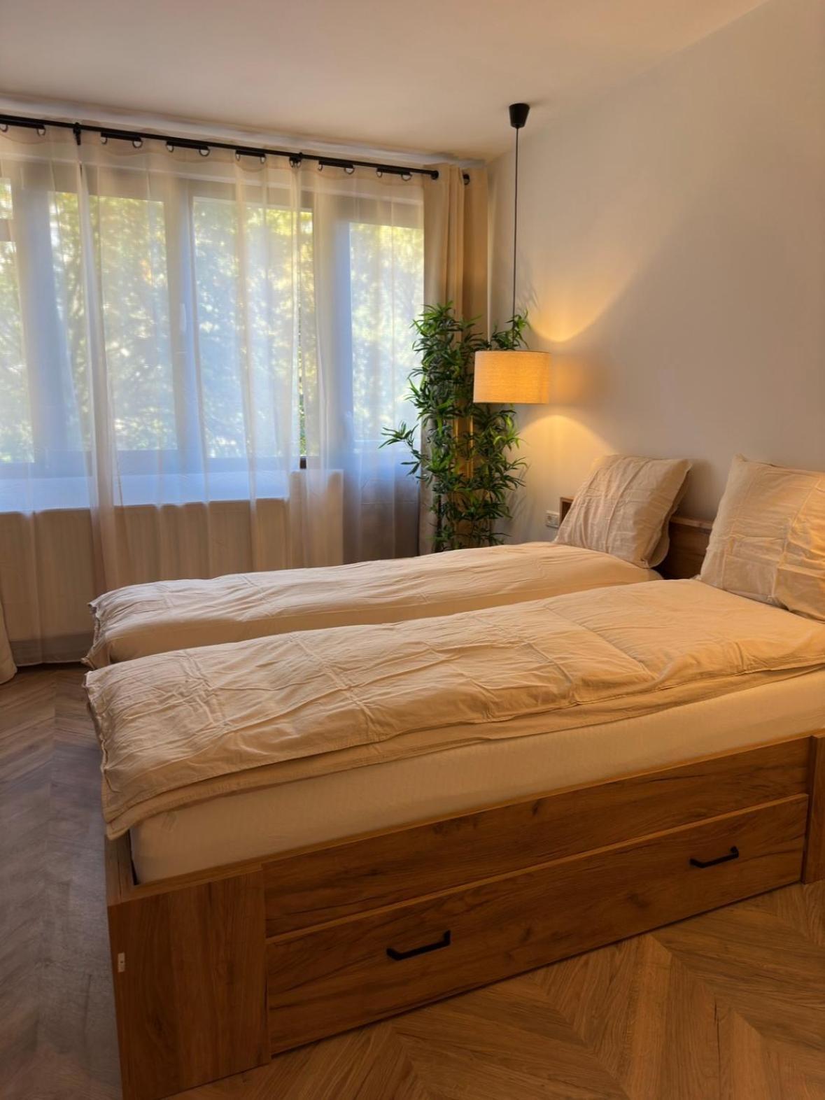 One Room Apartment- Self Check-In 24H Решица Экстерьер фото